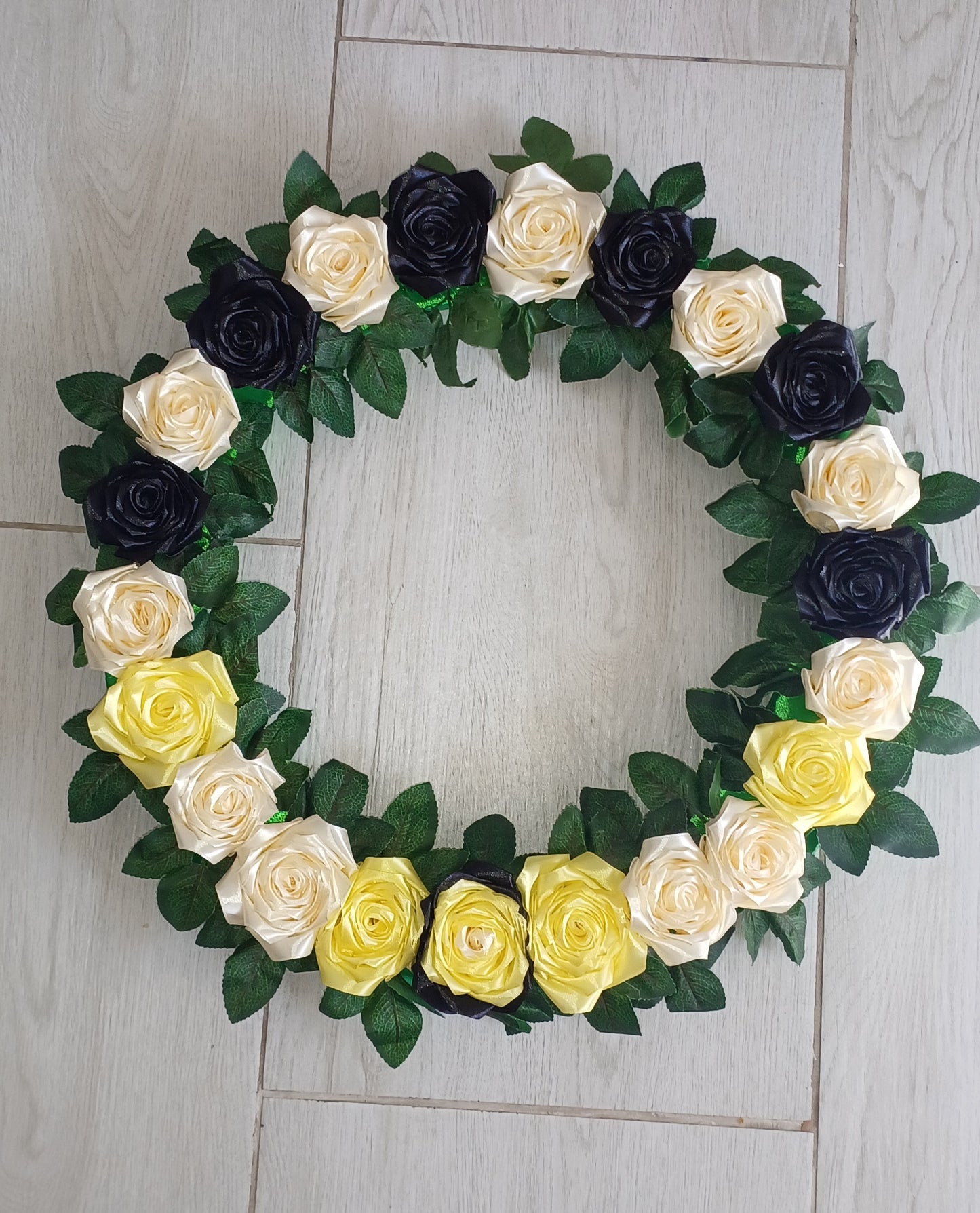 Coronita din Flori de Satin