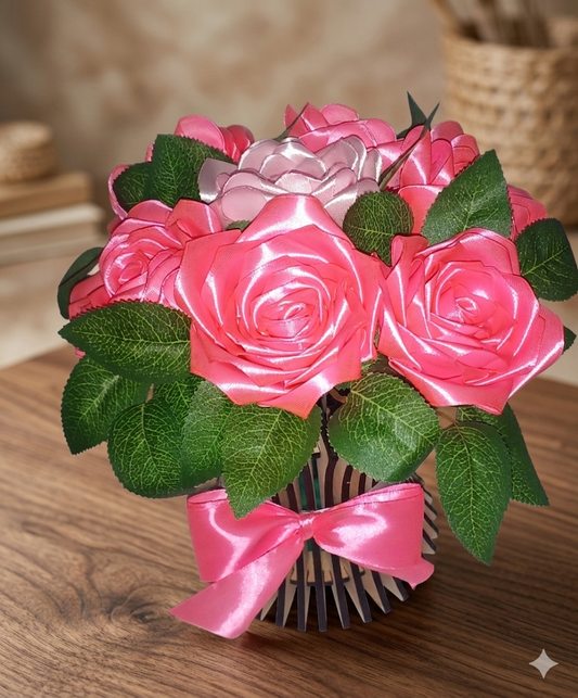 Vaze decorative lemn cu  trandafiri din satin