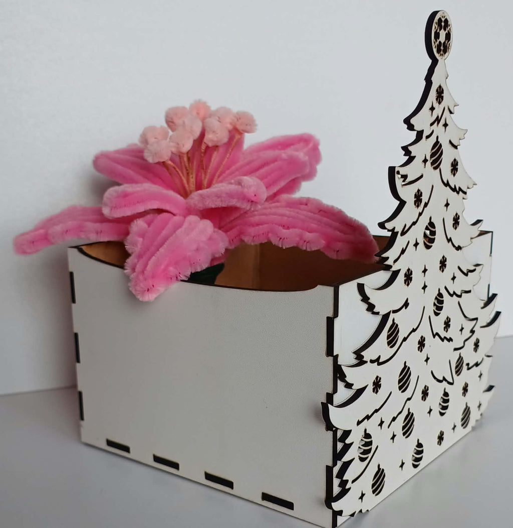 Cutie Decorativă de Crăciun din HDF Alb cu Brad Gravat